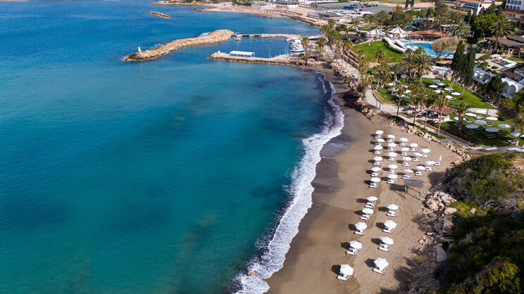 Coral Beach Hotel & Resort